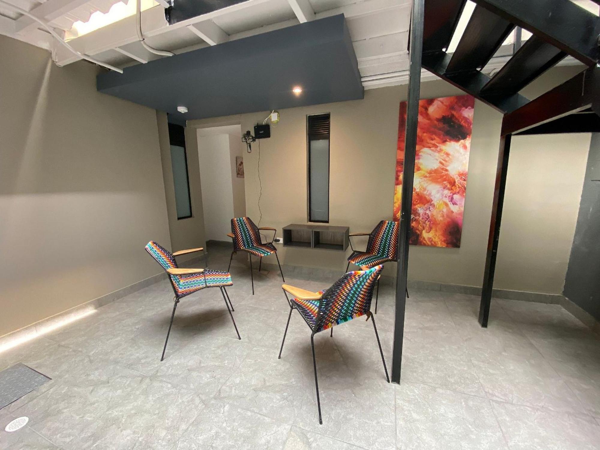 96K Premium Suite - Habitaciones A Minutos Del Aeropuerto En Bogota — Photos 3